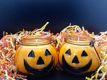 Load image into Gallery viewer, Halloween candles
